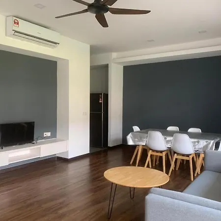 Mf Roxy Beach Townhouse Sematan Private Unit L31 Exterior photo
