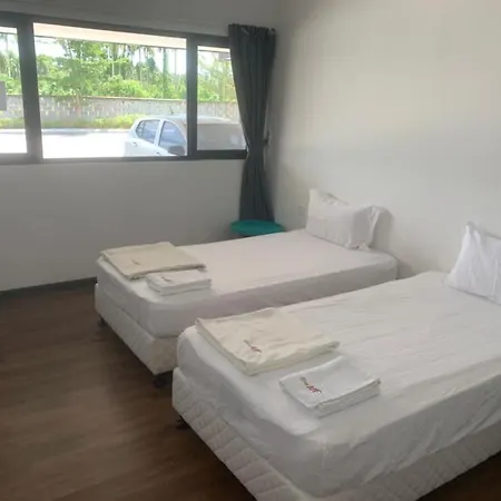 Mf Roxy Beach Townhouse Sematan Private Unit L31 Exterior photo